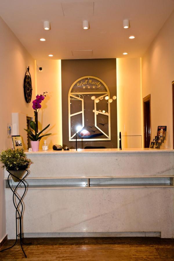 Hotel Marily Pyrgos  Luaran gambar