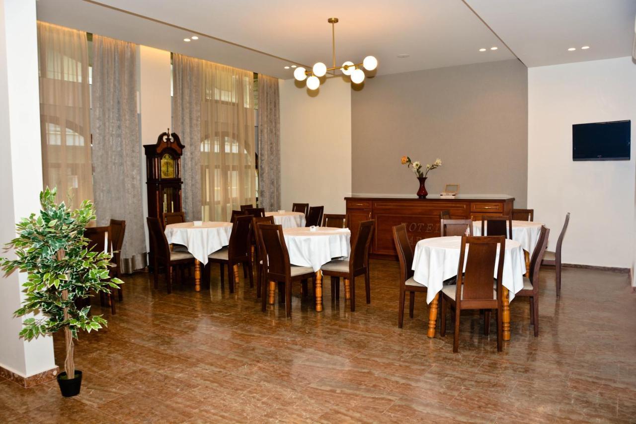 Hotel Marily Pyrgos  Luaran gambar
